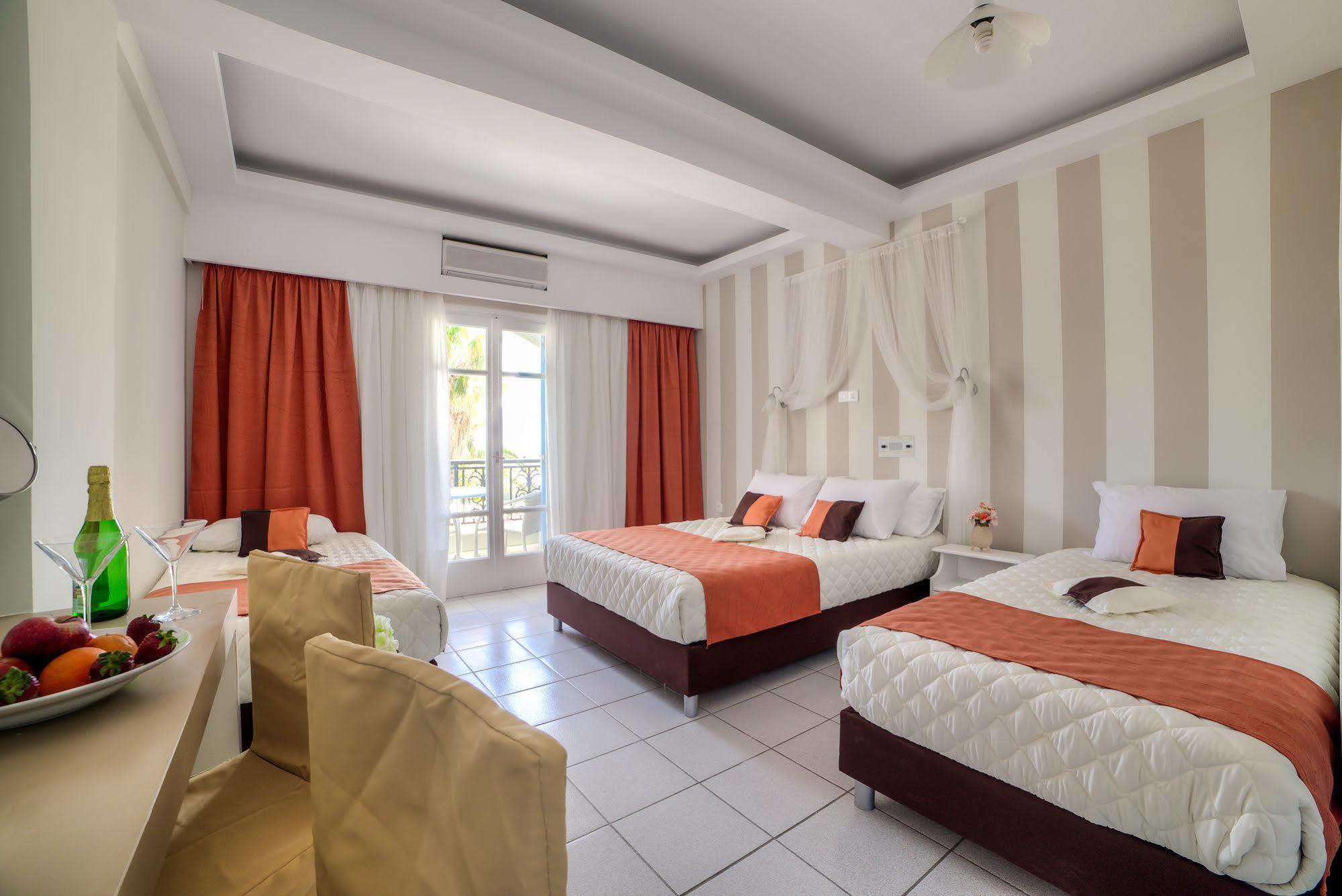 Pantheon Hotel Agios Georgios  Exterior foto